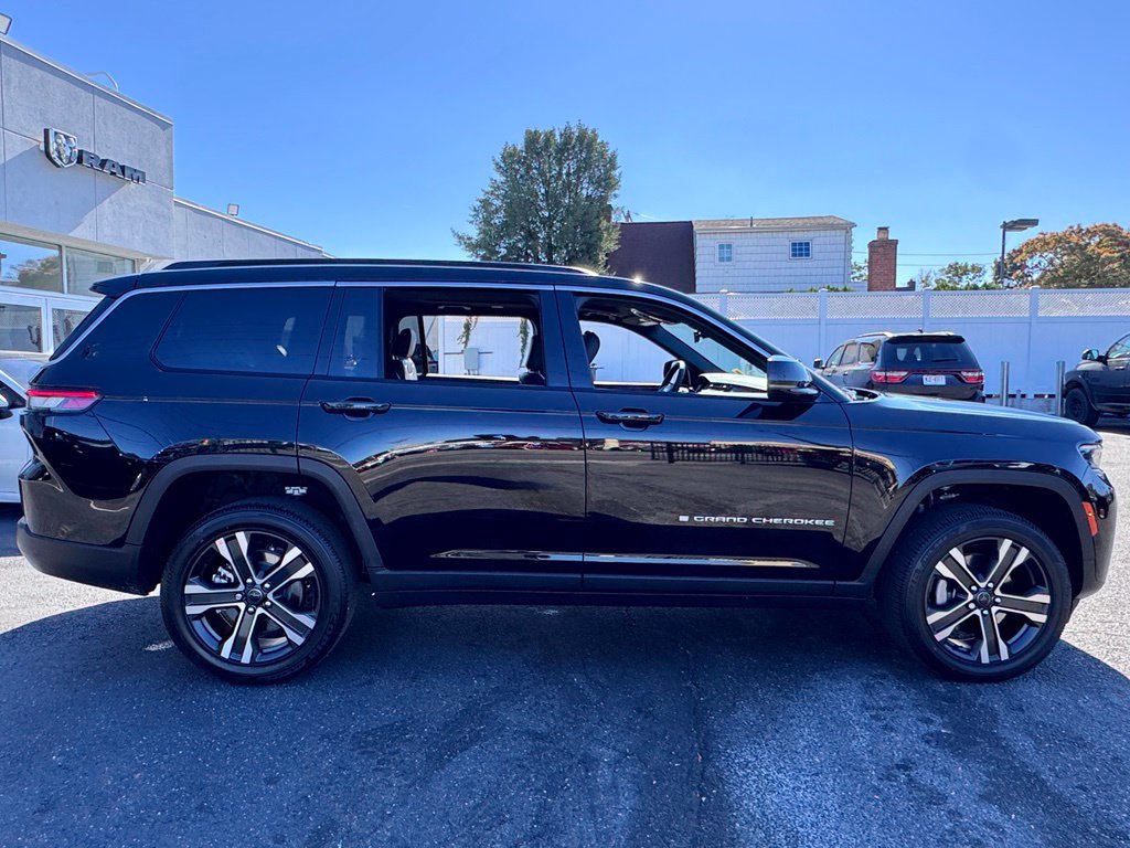 New 2027 Jeep Grand Cherokee L Limited AWD/4WD image 9