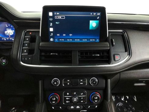 Used 2022 Chevrolet Tahoe Z71 w/ Z71 Off-Road Package AWD/4WD image 51