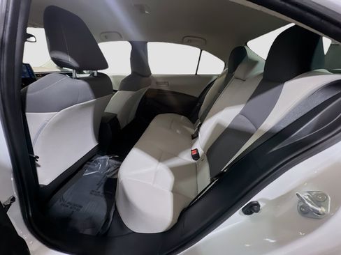 Used 2022 Toyota Corolla LE w/ Carpet Mat Package (TMS) FWD image 16