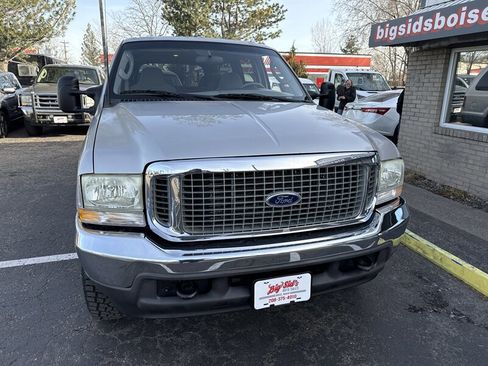Used 2003 Ford Excursion XLT image 9