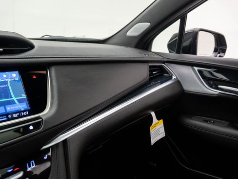 New 2025 Cadillac XT5 Premium Luxury w/ Technology Package image 31