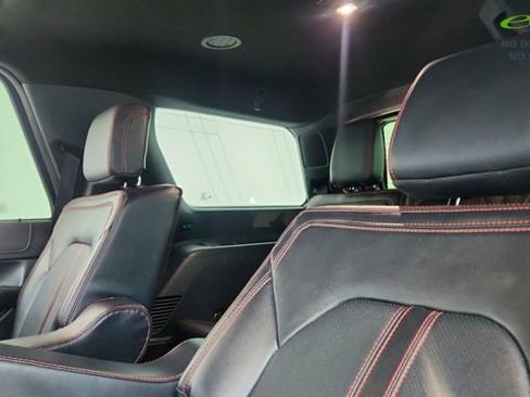 Used 2023 Ford Expedition Limited RWD image 30