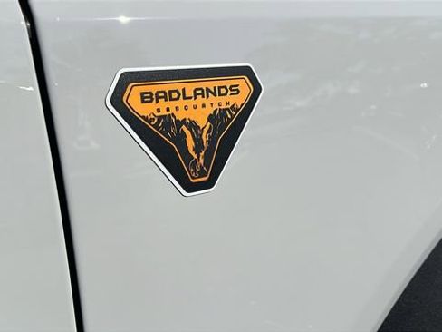 New 2026 Ford Bronco Badlands AWD/4WD image 9