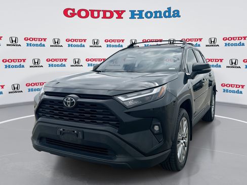 Used 2022 Toyota RAV4 XLE Premium FWD image 1