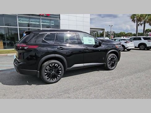 New 2026 Nissan Rogue SV FWD image 36