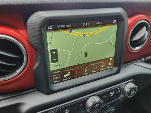 Used 2021 Jeep Wrangler Rubicon AWD/4WD image 15