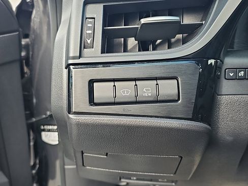 Certified 2024 Lexus ES 300h w/ Technology Package image 25