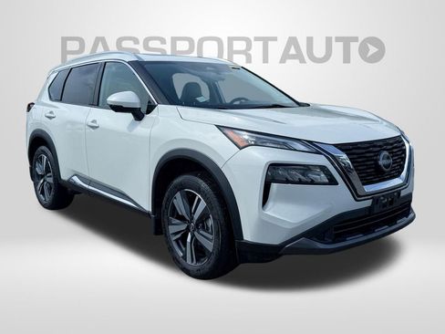 Certified 2023 Nissan Rogue SL image 2