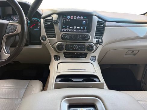 Used 2018 GMC Yukon XL Denali w/ Denali Ultimate Package AWD/4WD image 11
