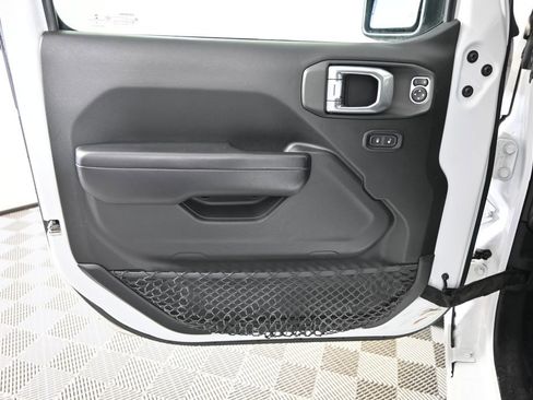 Used 2019 Jeep Wrangler Unlimited Sport S image 18