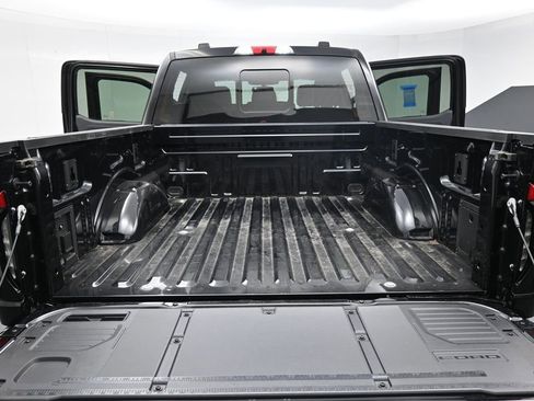 Used 2024 Ford F150 Lightning Lariat image 36