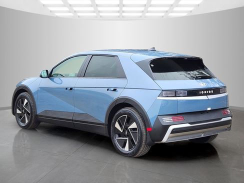 New 2026 Hyundai Ioniq 5 SEL image 5