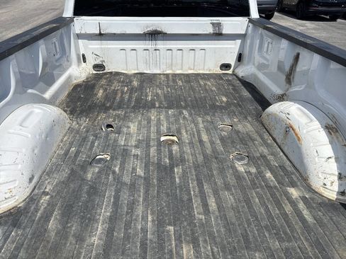 Used 2019 Ford F250 XL w/ Power Equipment Group AWD/4WD image 6
