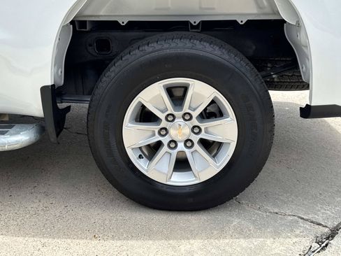 Used 2025 Chevrolet Silverado 1500 W/T RWD image 4