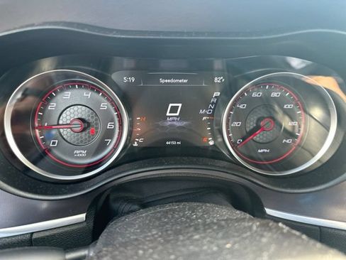 Used 2019 Dodge Charger SXT RWD image 13
