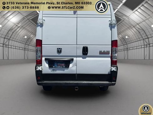 Used 2019 RAM ProMaster 2500 w/ Interior Convenience Group FWD image 4