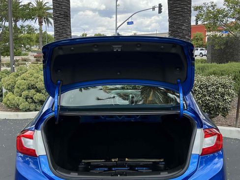 Used 2017 Chevrolet Cruze LT w/ Convenience Package FWD image 69