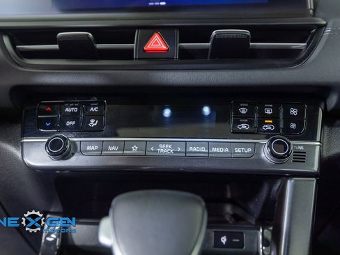 Used 2025 Kia Seltos SX w/ SX Sunroof Package AWD/4WD image 21