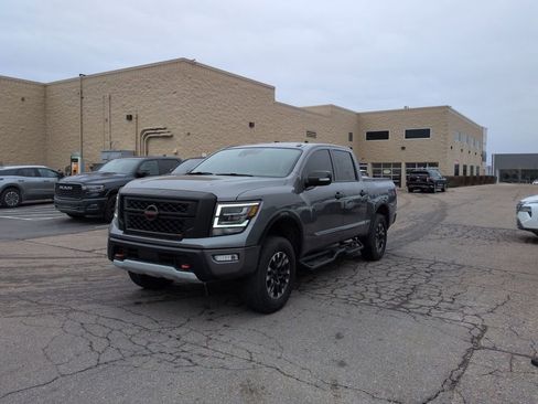 Used 2020 Nissan Titan PRO-4X image 1