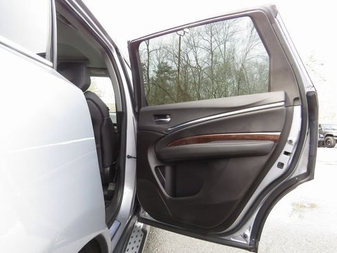 Used 2017 Acura MDX SH-AWD w/ Technology Package image 15