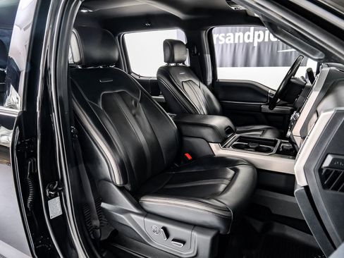 Used 2022 Ford F450 Platinum image 30