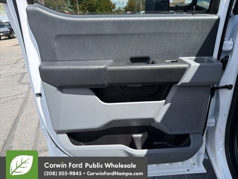 Used 2023 Ford F350 XL w/ Snow Plow/Camper Package AWD/4WD image 29