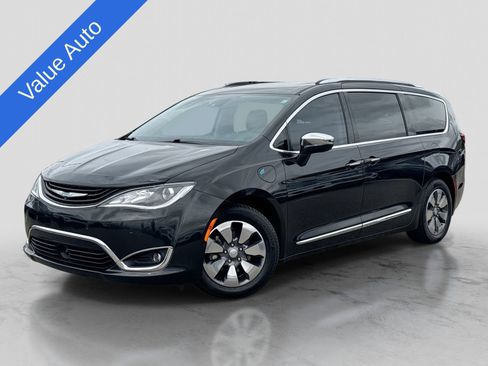 Used 2018 Chrysler Pacifica Limited w/ Advanced Safetytec Group FWD image 1
