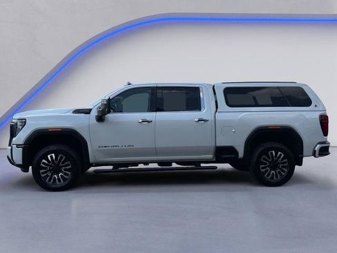 Used 2024 GMC Sierra 2500 Denali Ultimate w/ Max Trailering Package AWD/4WD image 7