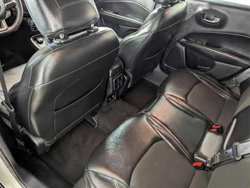 Certified 2018 Jeep Compass Latitude w/ Popular Equipment Group image 15