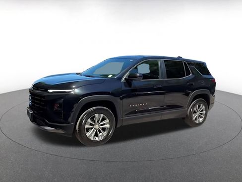 Used 2025 Chevrolet Equinox LT FWD image 8