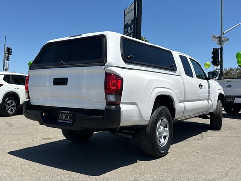 Used 2021 Toyota Tacoma SR image 13