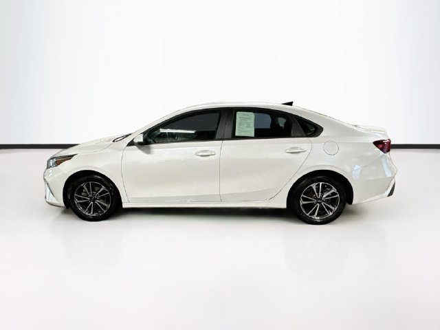 Certified 2024 Kia Forte LXS w/ LXS Technology Package FWD image 4