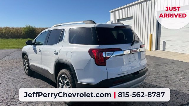 Used 2023 GMC Acadia SLT AWD/4WD image 9