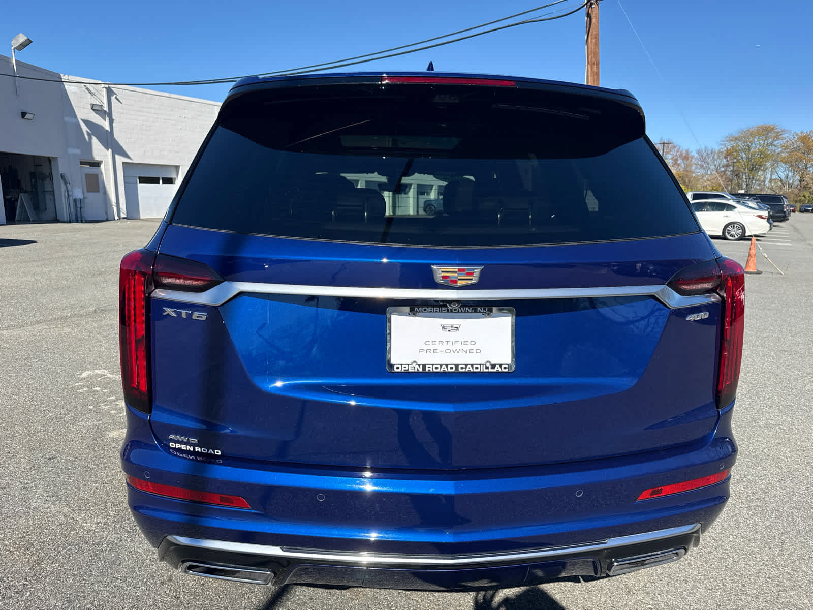 Used 2024 Cadillac XT6 Premium Luxury w/ Technology Package AWD/4WD image 11