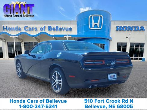 Used 2019 Dodge Challenger GT AWD/4WD image 7
