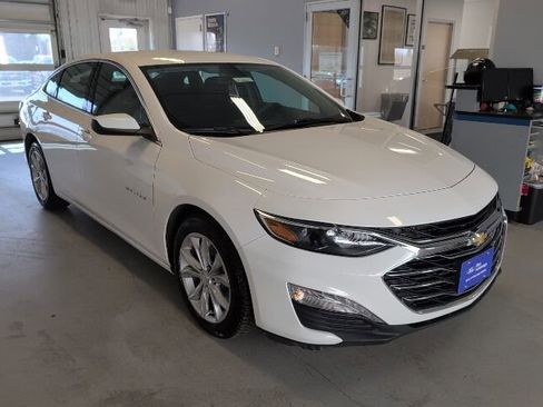 Used 2022 Chevrolet Malibu LT FWD image 7