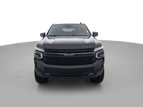 Used 2023 Chevrolet Suburban RST image 2