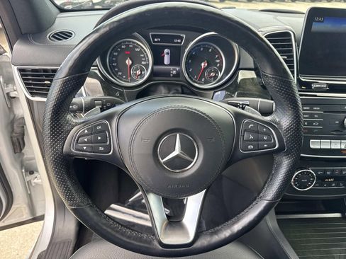 Used 2019 Mercedes-Benz GLS 450 4MATIC image 23