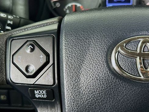 Used 2020 Toyota Tacoma SR image 13