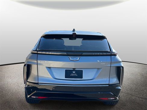 New 2025 Cadillac Lyriq Luxury image 3