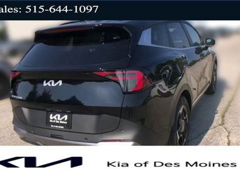 New 2026 Kia Sportage EX w/ EX Panorama Roof Package FWD image 2