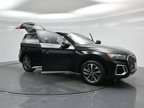 Used 2021 Audi Q5 2.0T Premium Plus w/ Premium Plus Package AWD/4WD image 35
