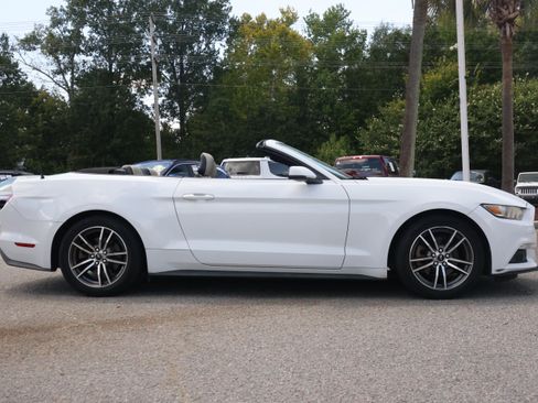 Used 2016 Ford Mustang Premium RWD image 6