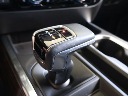 Used 2022 GMC Sierra 1500 Elevation w/ Elevation Premium Package AWD/4WD image 25