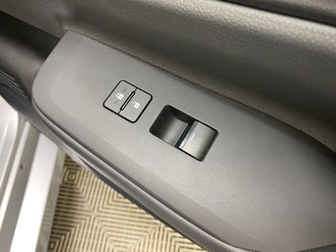 Used 2025 Toyota Prius LE image 18