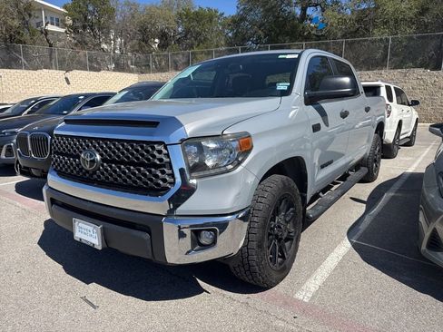 Used 2020 Toyota Tundra SR5 w/ SR5 Upgrade Package image 1