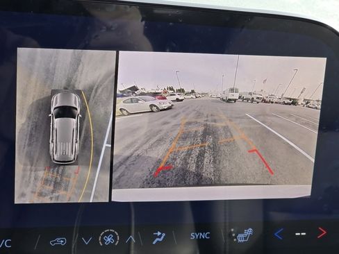 New 2026 Chevrolet Traverse LT w/ Midnight/Sport Edition image 5