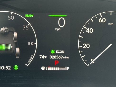 Used 2024 Honda CR-V Sport image 12