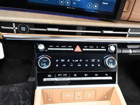 New 2026 Hyundai Santa Fe Limited AWD/4WD image 18
