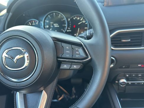 Used 2025 MAZDA CX-5 Signature image 17